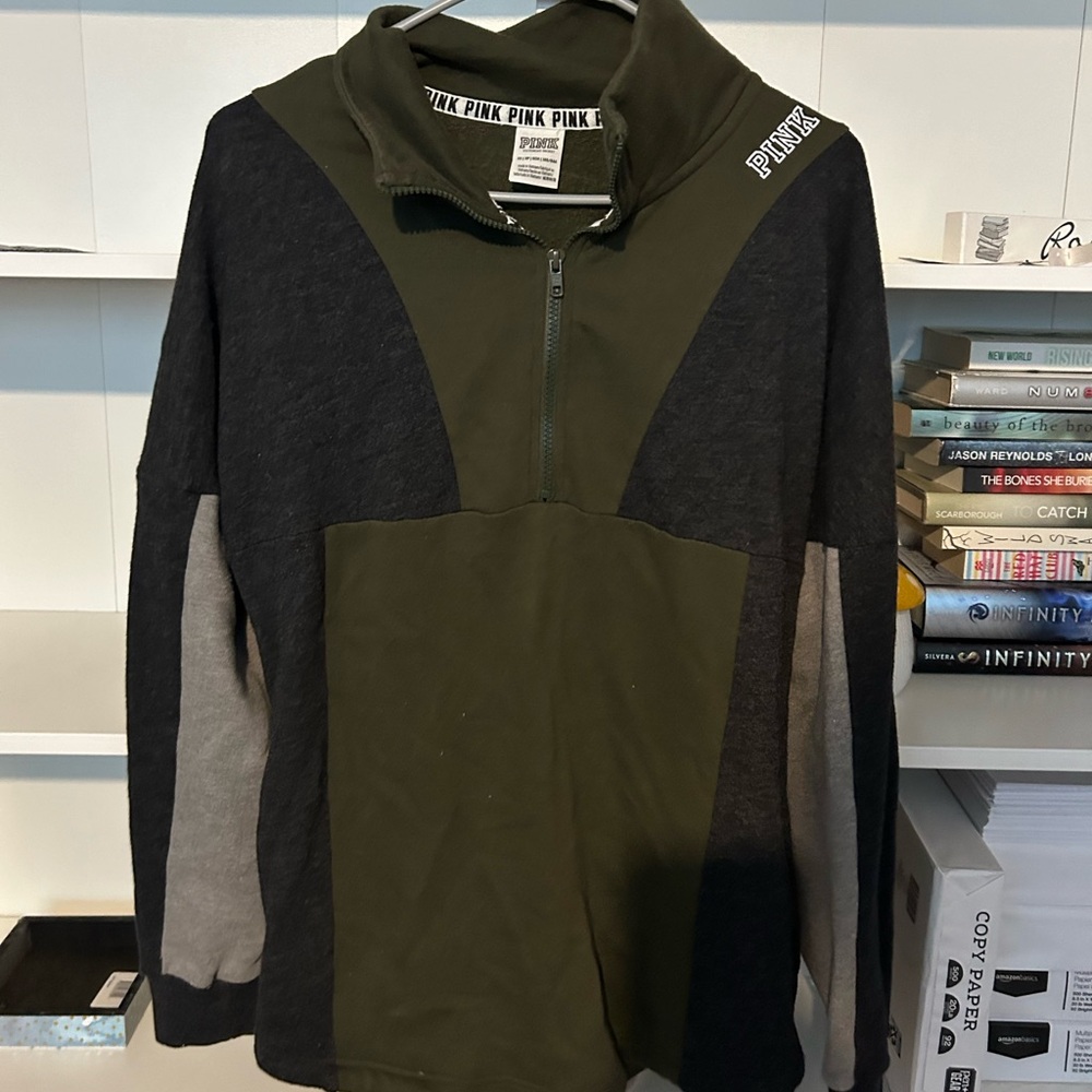 Quarter zip